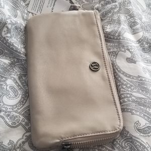 Lululemon Double up pouch